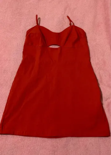 vestido vermelho coladinho tamanho G - usado uma vez - valor: 90,00