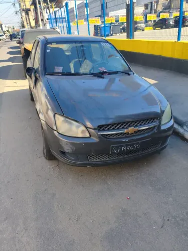 Sucata Corsa clássic 2014 vendo peças