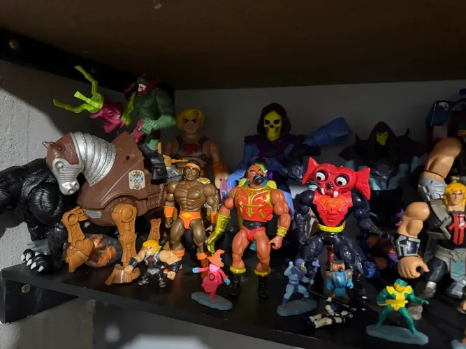 Lote bonecos he man antigos e novos