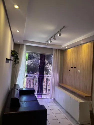 Alugo apartamento no Via Parque.