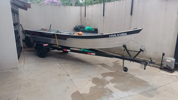 BARCO FLUVIMAR BR6000 + CARRETA