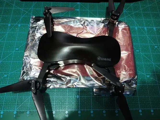 Drone Eachine EX4 Preto com Câmera 4K Zoom 50x GPS Dobrável Wi-Fi 5GHz