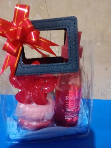 Kit Maçã Body Splash e sabonete