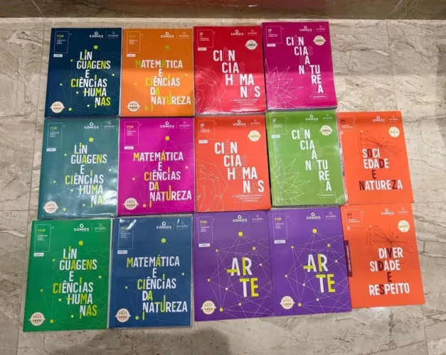 VENDO LIVROS DIDÁTICOS - SESI (ALFA - 1º ANO)