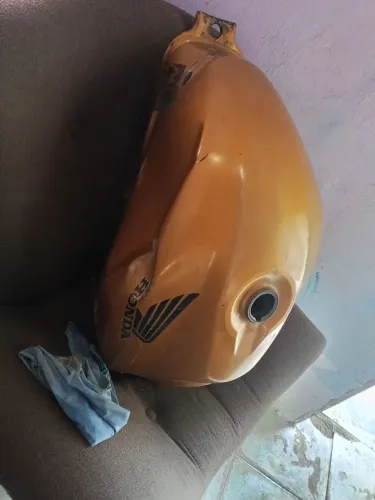 Tanque da CB 300