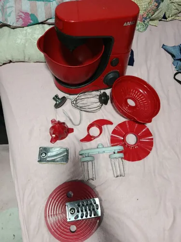 Multiprocessador, liquidificador e batedeira 