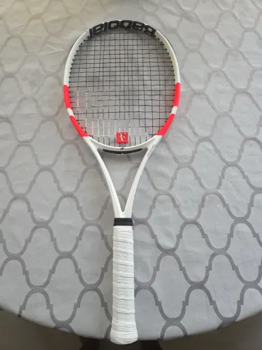 Raquete Babolat Pure Strike 100 Gen4 16x20 305g