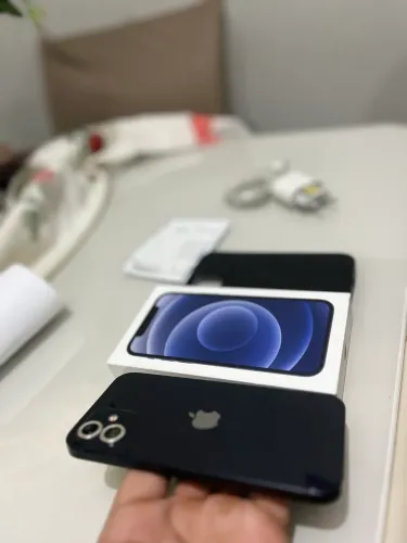 IPHONE 12