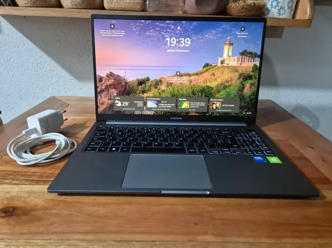 Notebook Galaxy Book 4 - Geforce MX 570