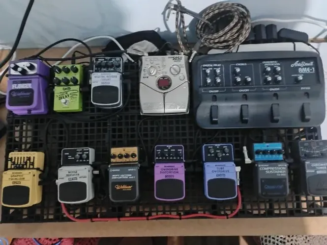 Set de Pedais Completo + Case/Pedalboard - Behringer, Aria Pro II, Zoom e mais!