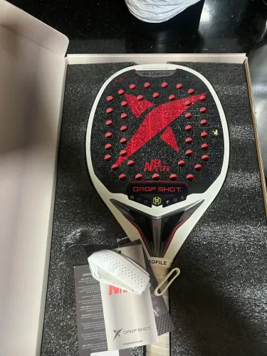 Drop Shot Nikita 2026