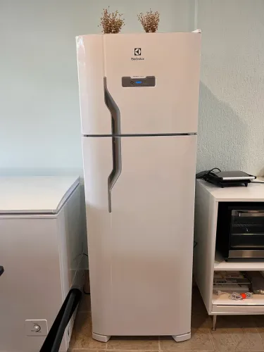 Geladeira NOVA Electrolux Frost Free 310L Duplex Branca (TF39) 