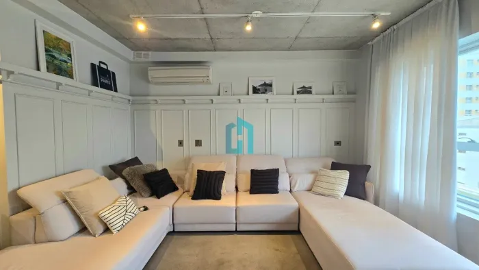 Apartamento mobiliado a venda Vila Olimpia com 1 quarto e 1 vaga de garagem