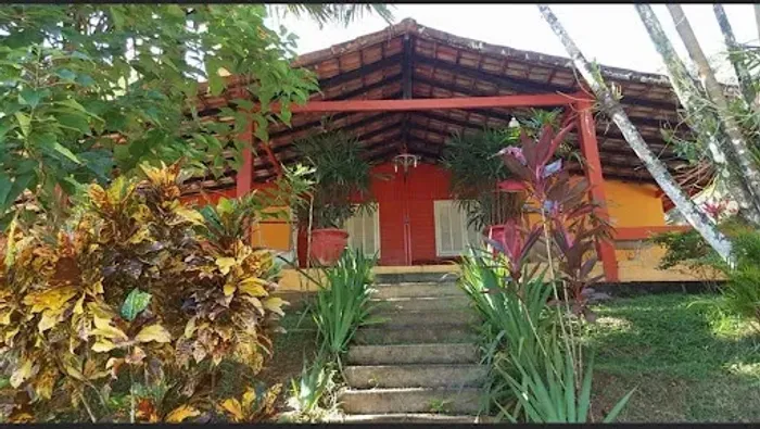 Sítio com 3 dormitórios à venda, 133000 m² por R$ 1.000.000,00 - Casimiro de Abreu - Casim