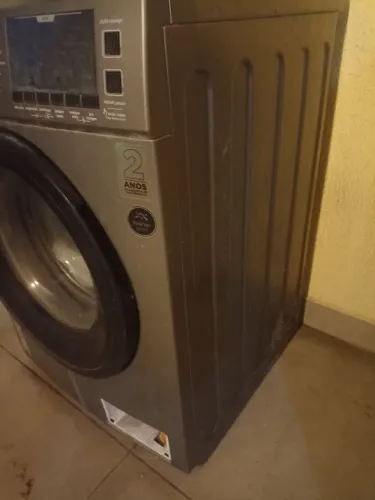Lava e seca roupa Midea 