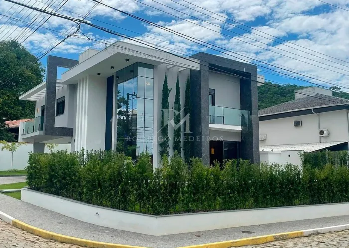 Casa em Condomínio Haras Rio De Ouro com 4 suítes em Balneário Camboriú