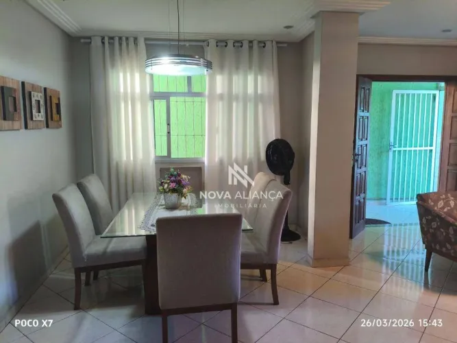 Casa Comercial com 4 quartos para alugar, 200 m² - Centro - Vila Velha/ES