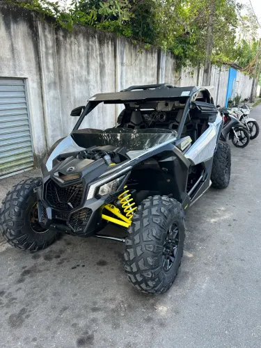 CAN AM Outlander Max XT 2018