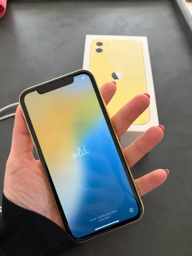 Iphone 11 64gb usado saúde bateria 66%