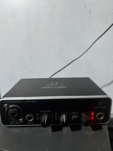 Behringer Uphoria UMC22