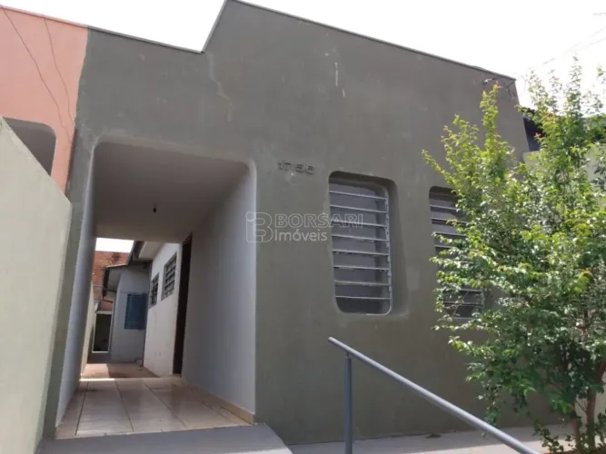IMÓVEL RESIDENCIAL COM TRES QUARTOS PARA LOCAÇÃO  VILA SANTA ANGELINA | ARARAQUARA/SP