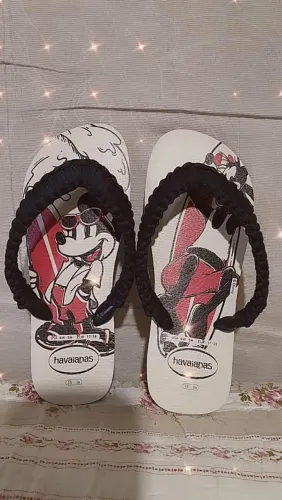 Chinelo havaianas bordado 