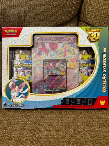 Pokémon TCG: Coleção Sylveon 30 Celebração 30 Anos
