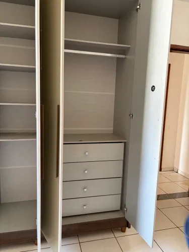 Guarda roupas casal 1200 - retirar 