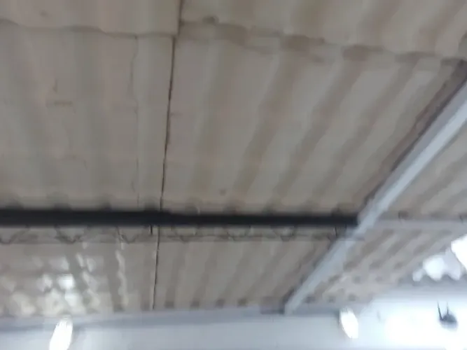Vendo Telhado completo para frente de loja ou bar ou lanchonete Loja
