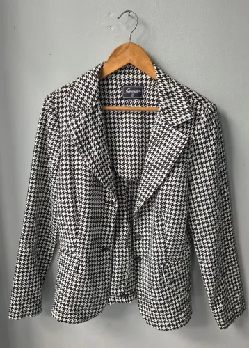 Blazer feminino Branco e Preto 