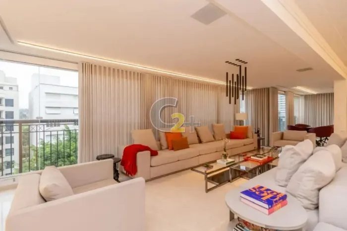 Apartamento à venda no Pacacembu com 4 suítes, 6 vagas