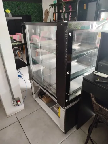 Balcão estufa conservex