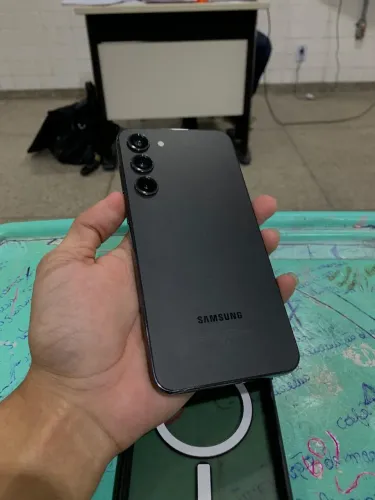 Samsung Galaxy S23+ 512GB (Bom Estado)