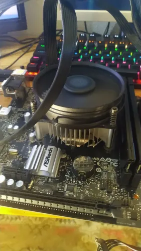 I5 8500 + H310 + 8Gb ram ddr4