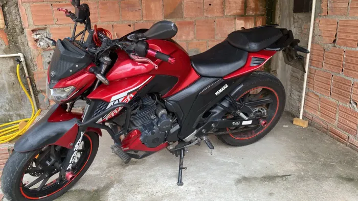 Fazer 250
