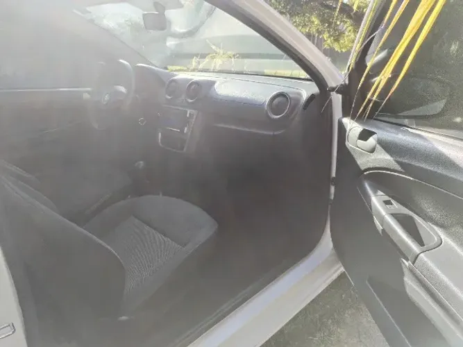 Volkswagen Saveiro 1.6 MI/ 1.6 MI Total Flex 8V (álcool) 2014