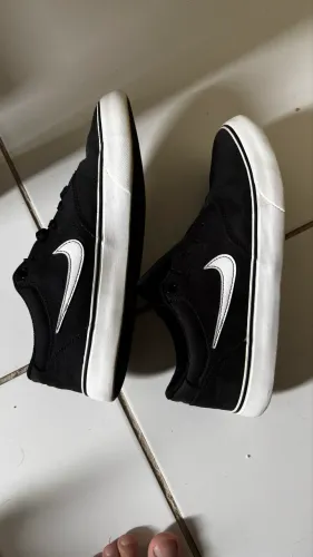 Tênis Nike Chron 2