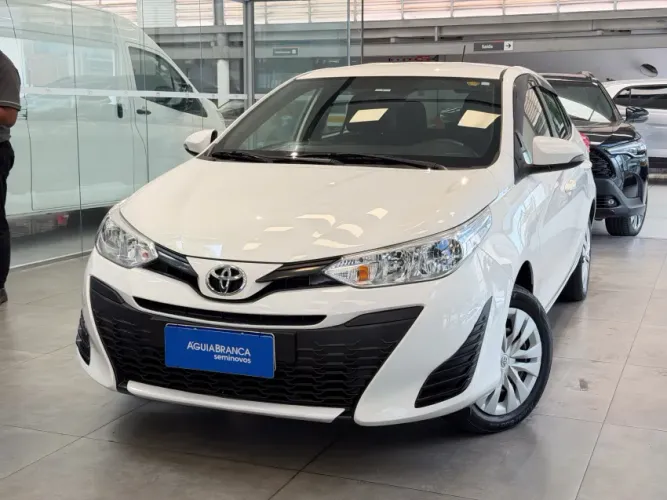 Toyota Yaris Live 1.3 Flex 16V 5P AUT 2022