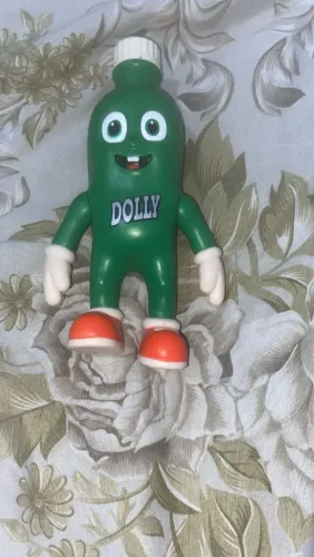Boneco Dolly Dollynho 18cm - colecionável 