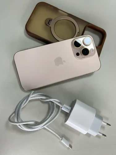 iPhone 16 Pro 
