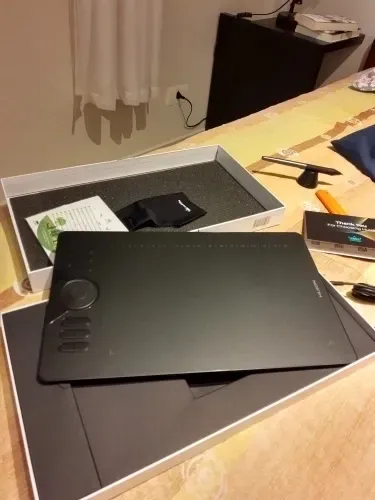 Mesa digitalizadora Huion hs610