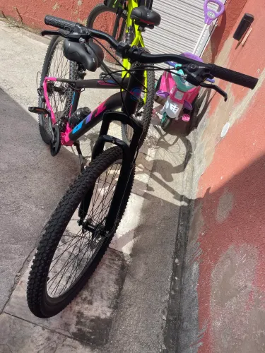 Vendo bike aro 27 com Nota fiscal 