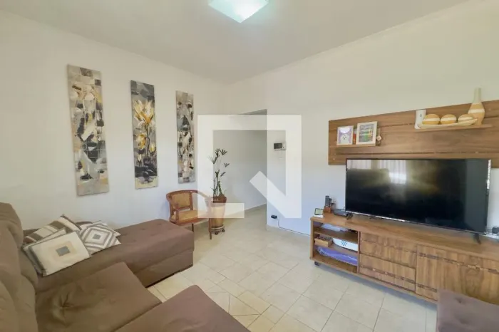 Casa à Venda - Vila Augusta, 3 Quartos, 147 m2
