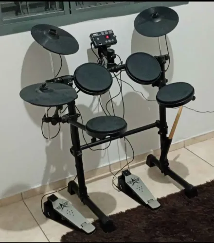 Bateria eletrônica AROMA TDX-15