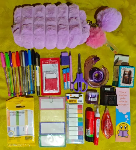Kit papelaria material escolar diversos itens 