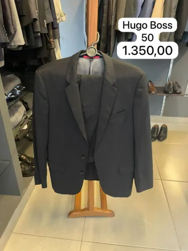 Terno Hugo Boss tamanho 50 slim
