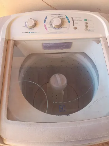 Máquina de lavar roupas 15kg