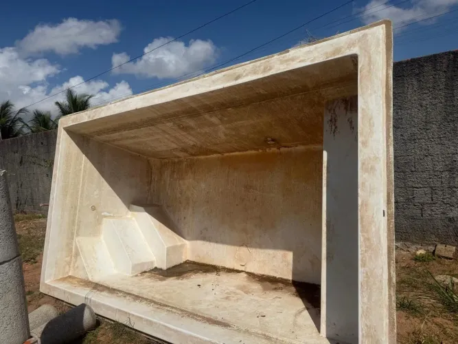 Vende-se piscina de fibra