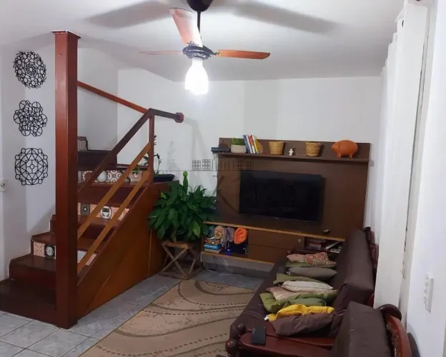 Casa/Condomínio - Residencial - No bairro Cidade Morumbi - Girassóis - Cidade Morumbi