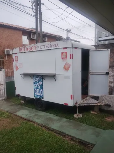 Trailer, 3x2, exaustor, elétrica, fogão, bancadas de inox